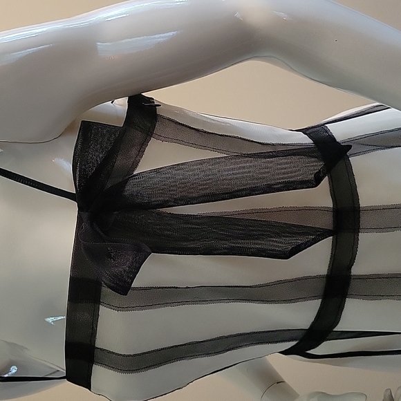 Ann Taylor Loft embroidered Cocktail Dress size 6 Ivory and Black - Picture 3 of 11